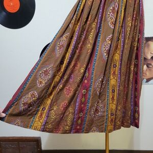 Bonnie & Norma | 80s Vintage Pure Wool Boho Tapestry Print Midi Skirt